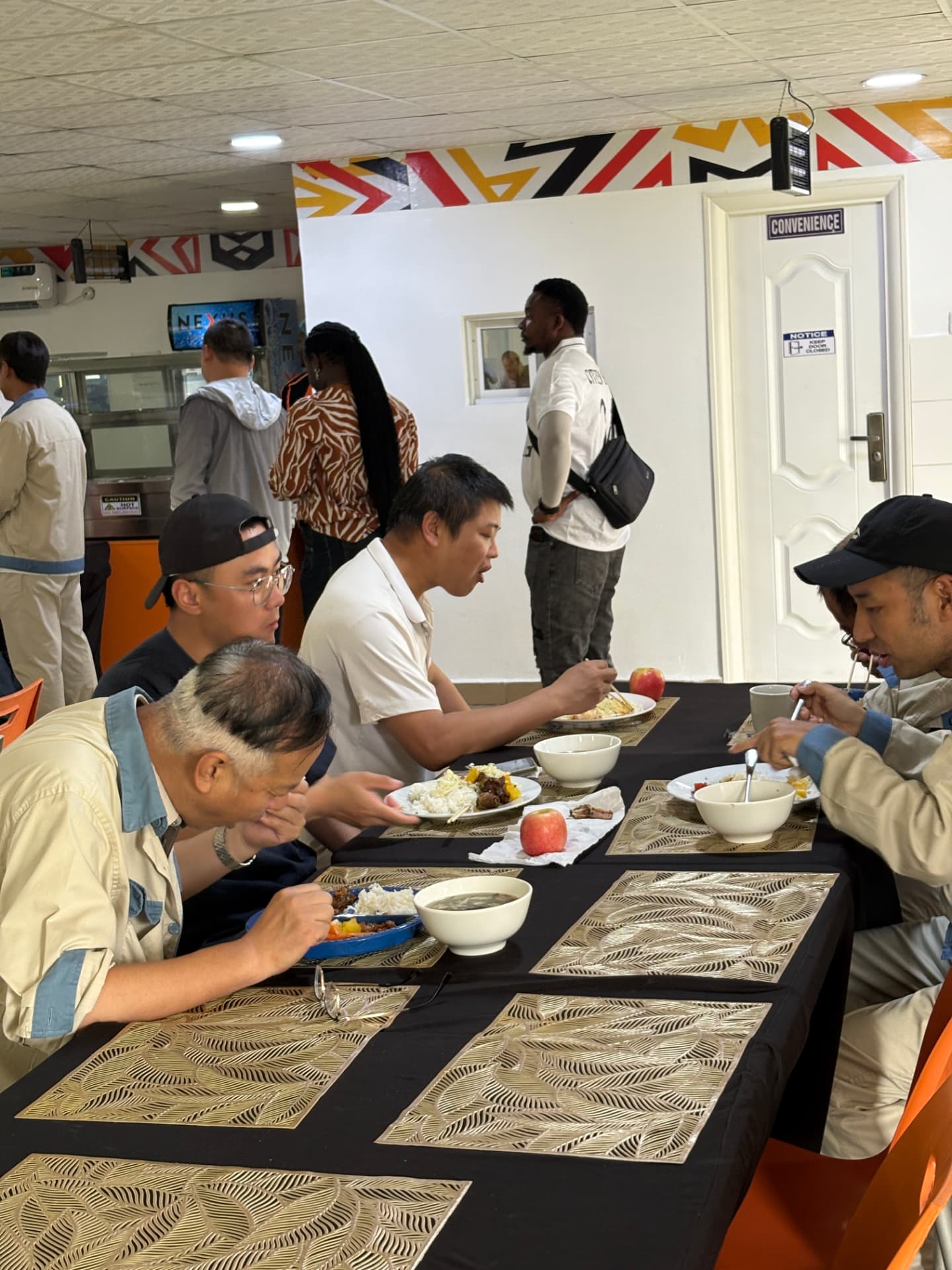 Industrial Catering dining service 4